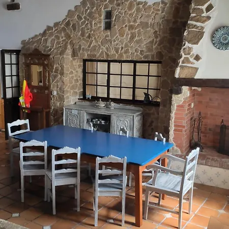 度假居 Casal Do Varatojo *